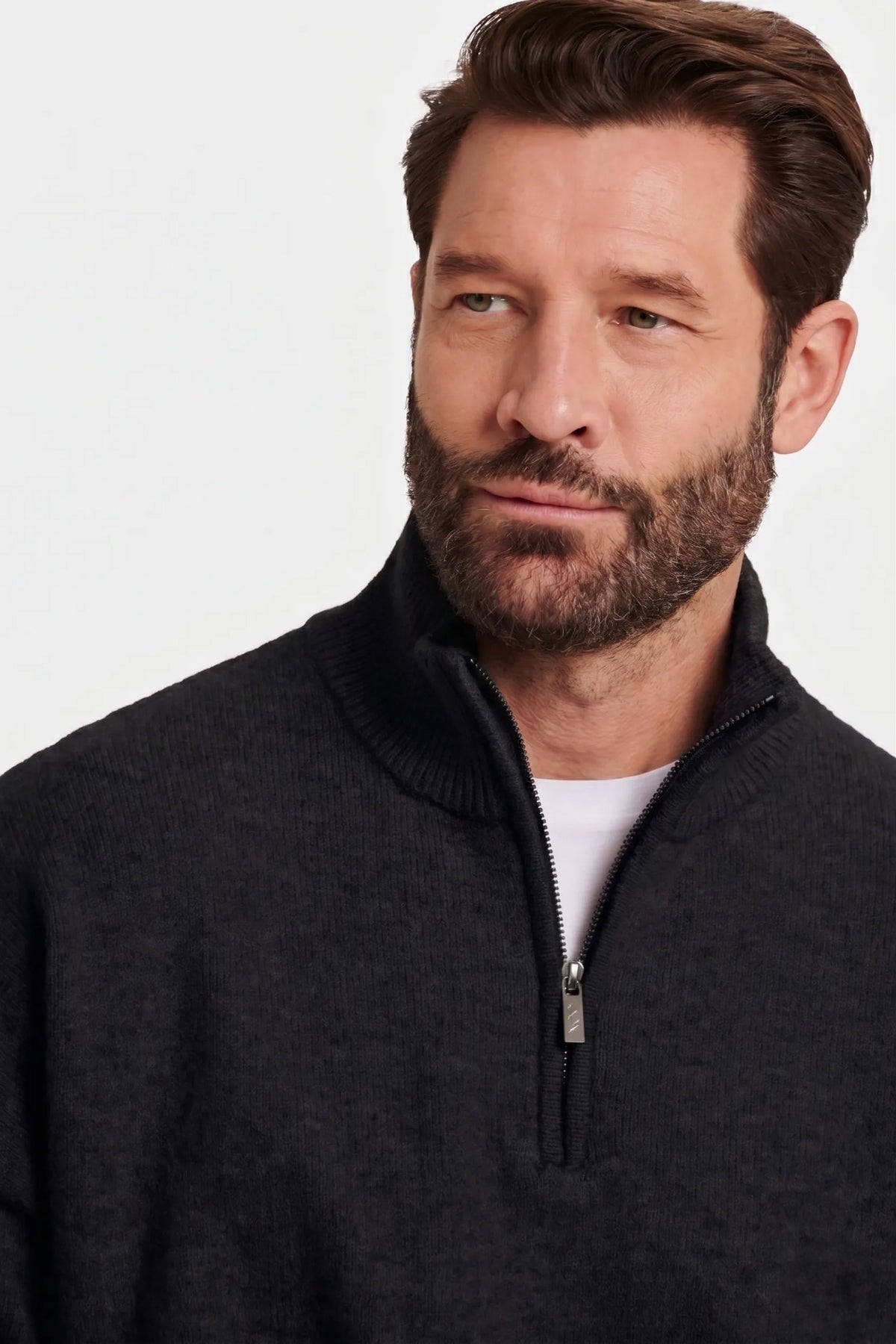 THE SAVONA QUARTER ZIP SWEATER