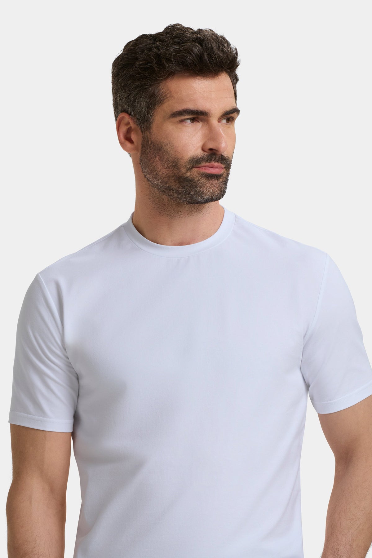 THE ESSENTIAL SLIM T-SHIRT