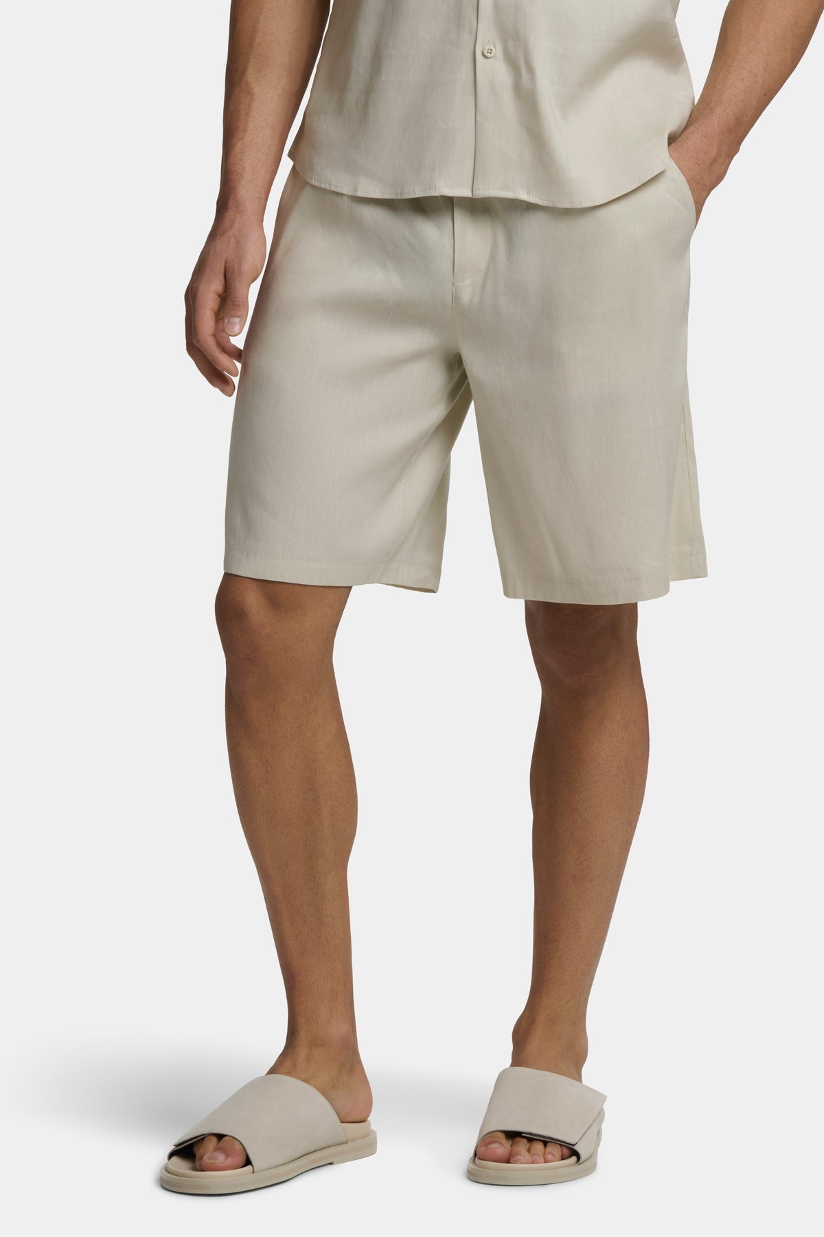 THE LINEN SHORTS