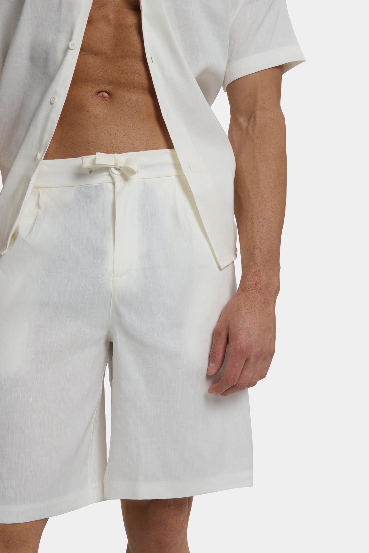 THE LINEN SHORTS