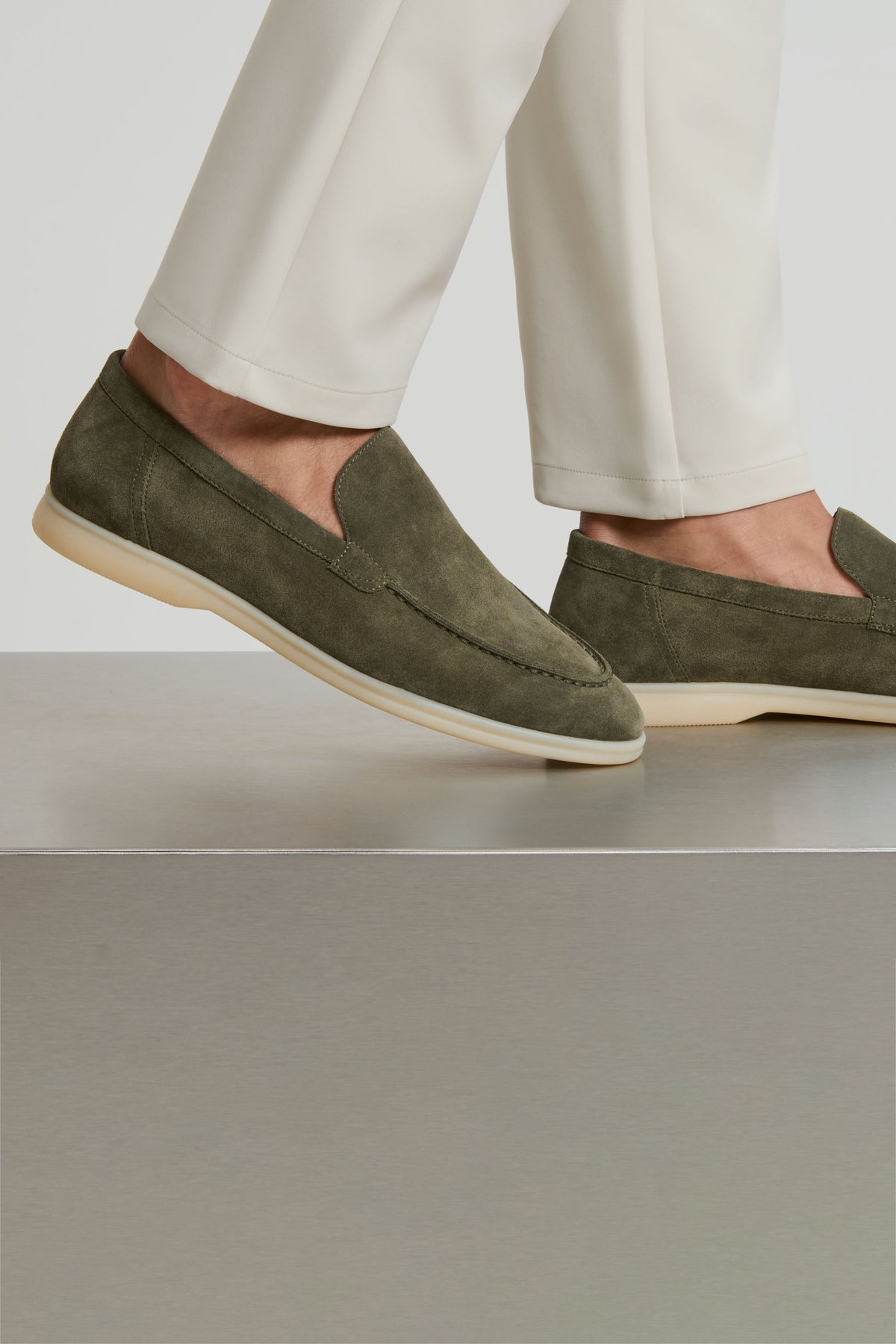 THE CLASSIC SUEDE LOAFER