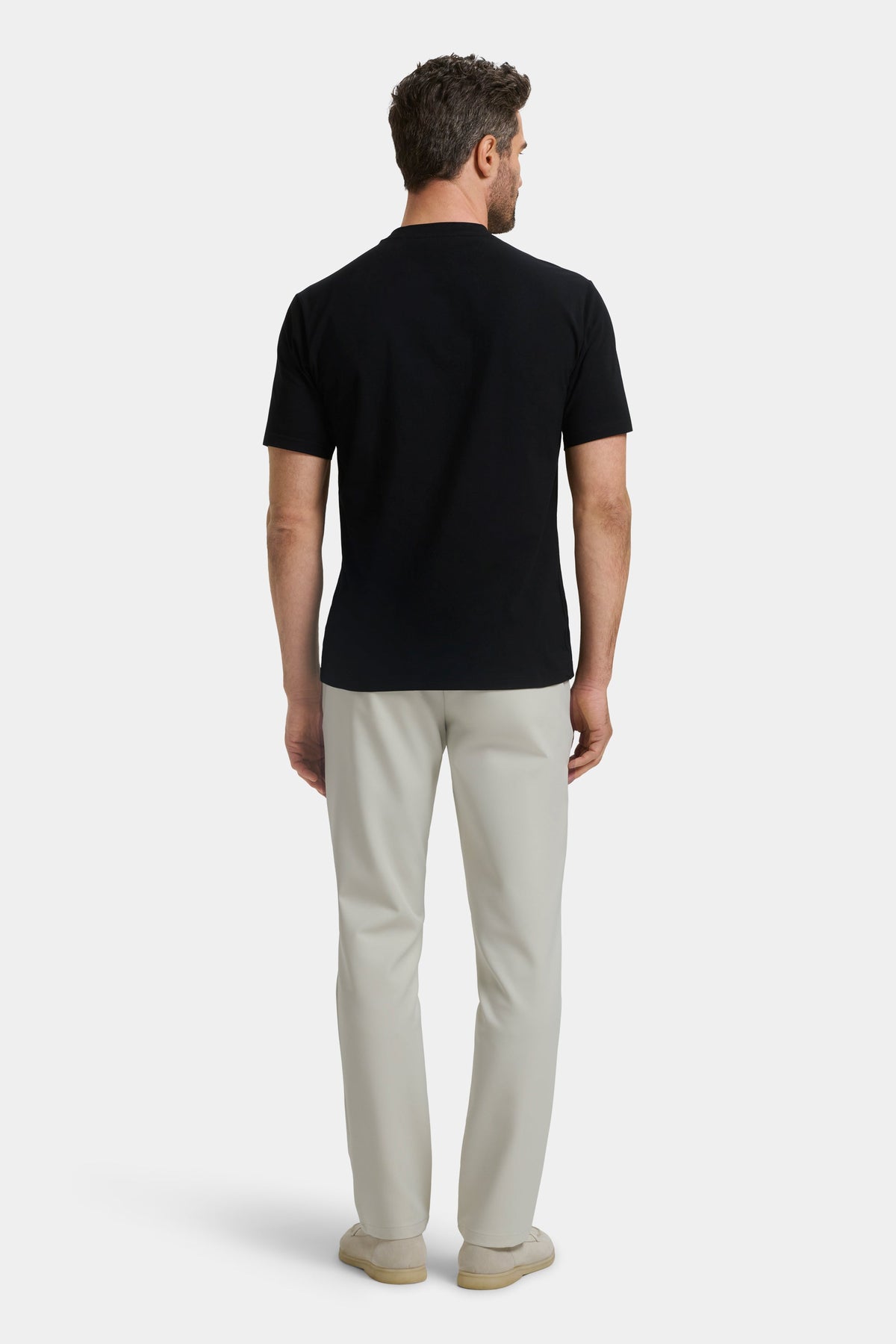THE ESSENTIAL SLIM T-SHIRT