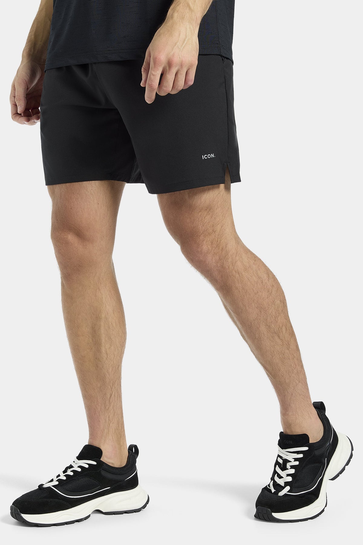THE ACTIVE 7" SHORTS