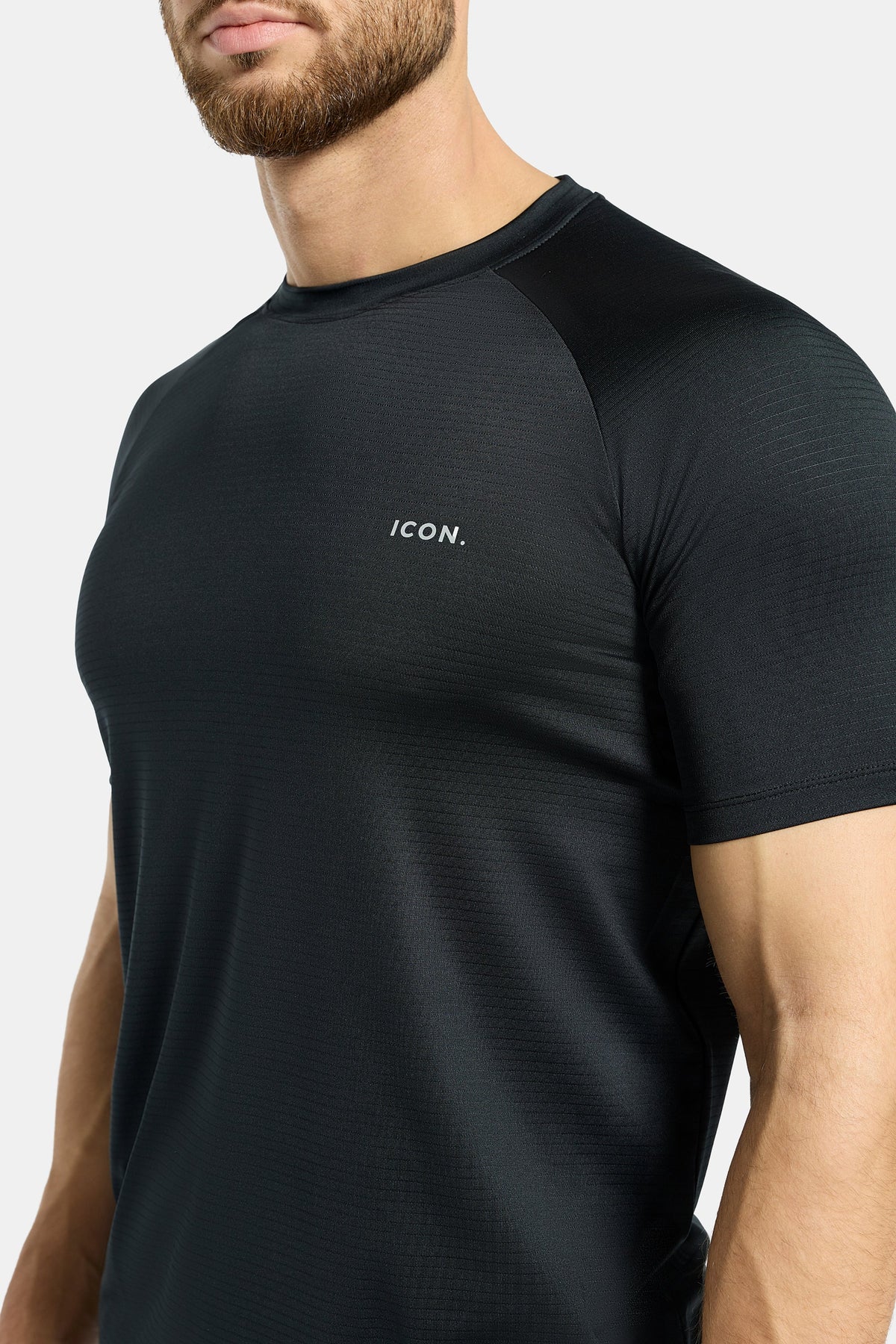 THE ACTIVE SLIM T-SHIRT