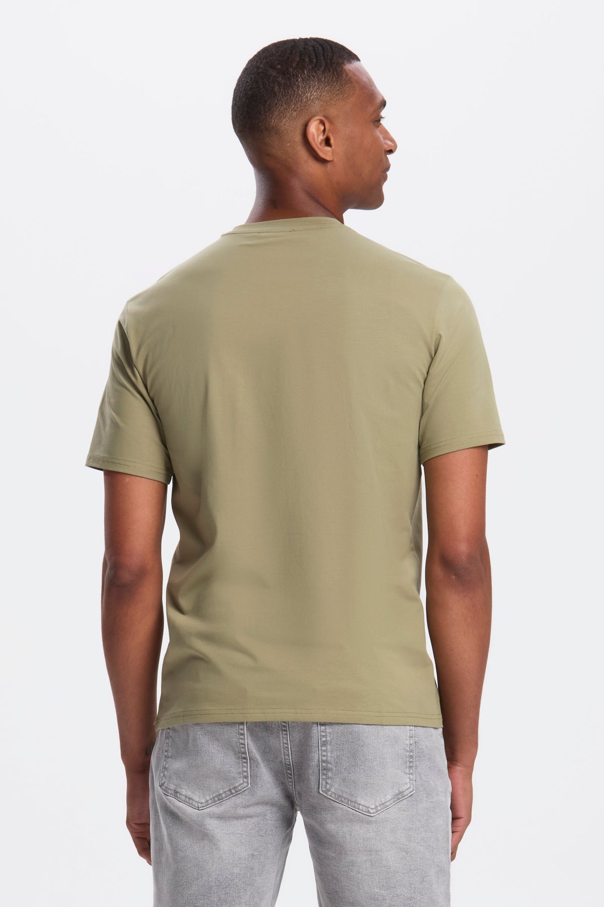 THE REGULAR T-SHIRT